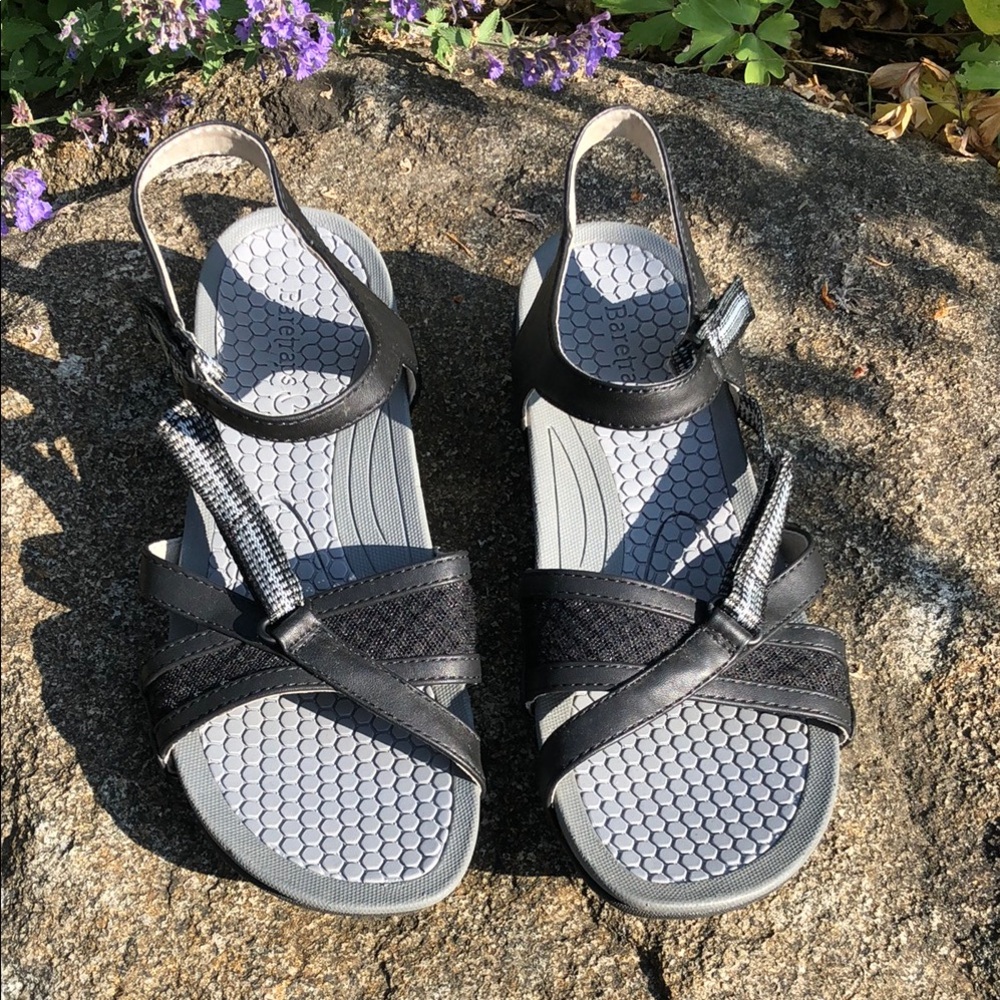 BareTraps  Women’s Black Sandals with Adjustable Straps and Cushioned Comfort